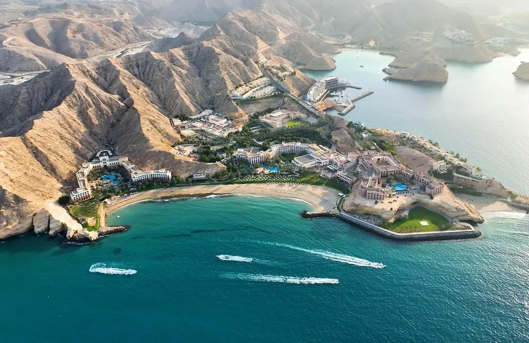 Hilton Muscat Al Bandar-1
