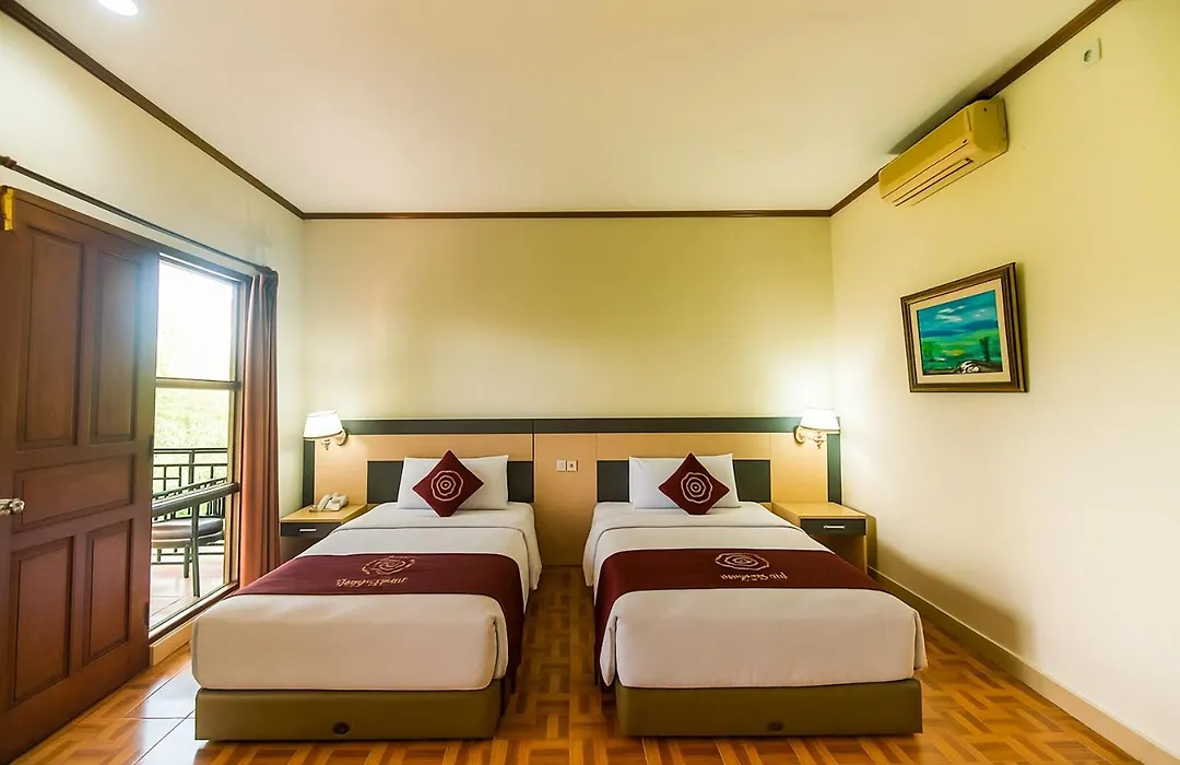 Puri Saron Hotel Madangan - Gianyar-1