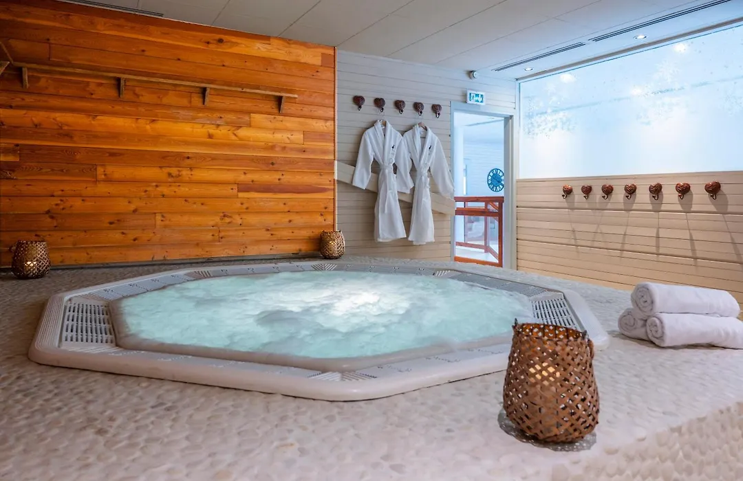 Hotel Au Chamois d'Or-1
