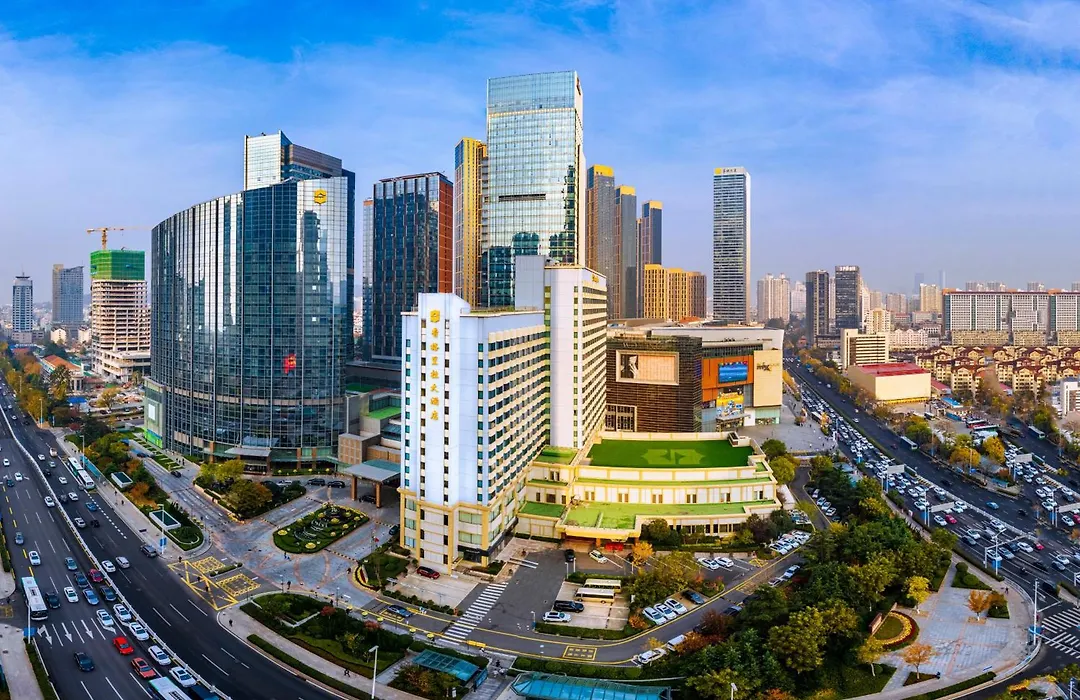 Shangri-La Qingdao - May Fourth Square-1