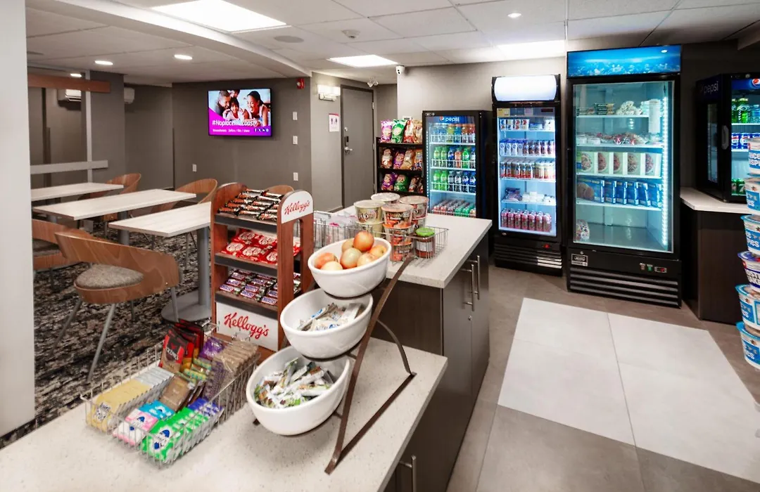 Coast Calgary Downtown Hotel & Suites By Apa-1