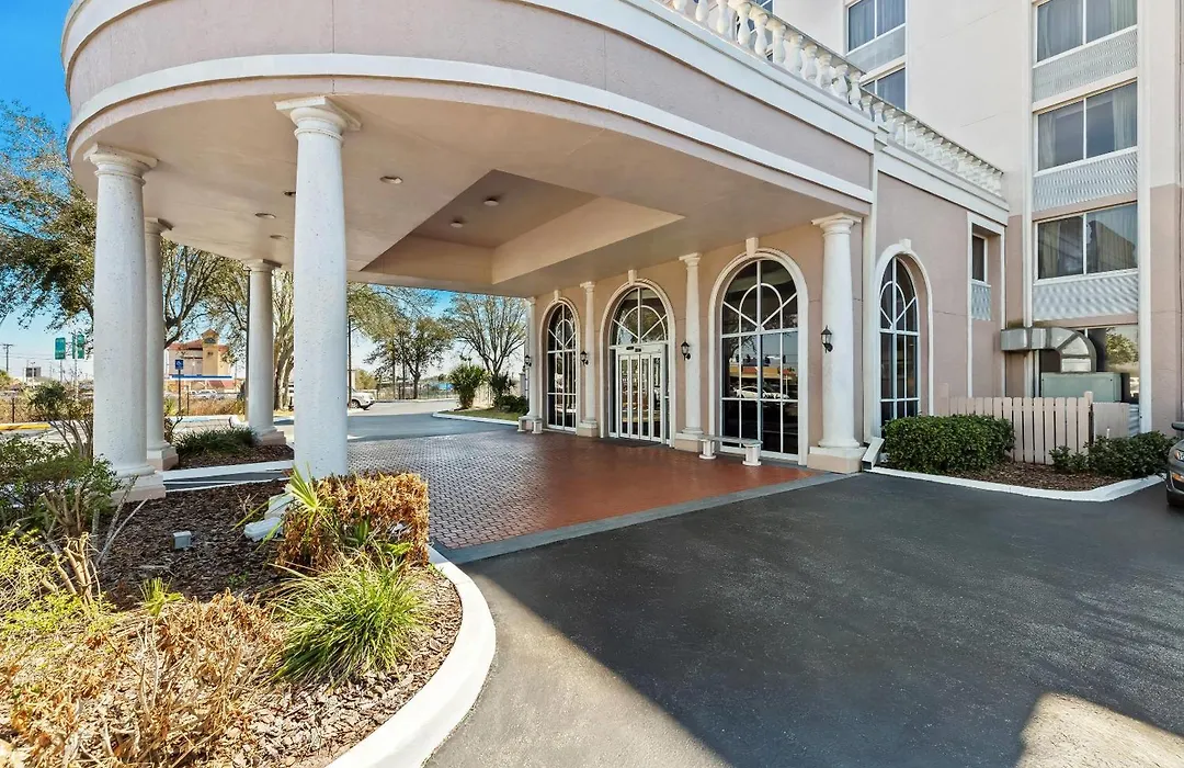 Comfort Inn & Suites Lakeland North I-4-1