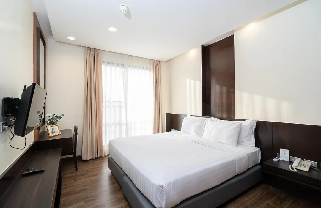 Amanta Hotel & Residence Ratchada-1