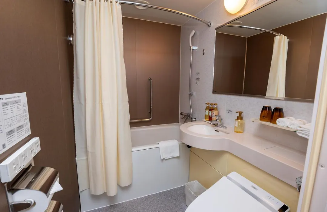 Toshi Center Hotel-1