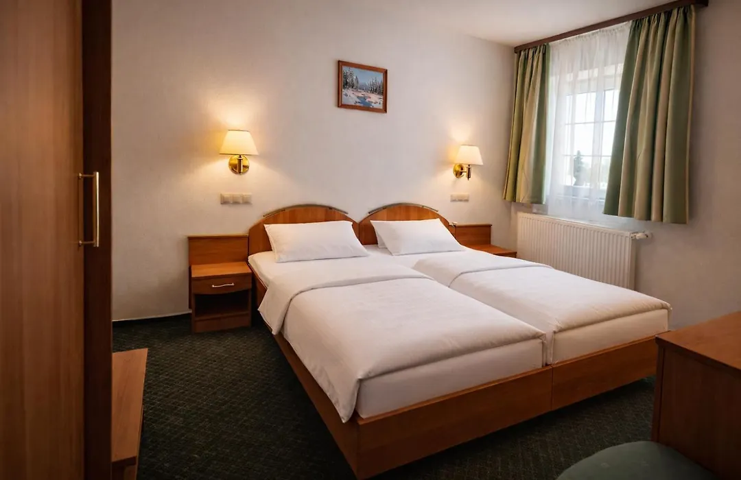 Hotel Spindlerova Bouda-1
