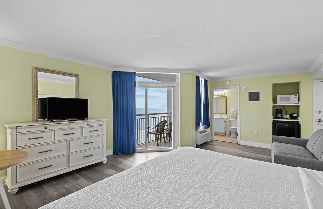 Paradise Resort-1