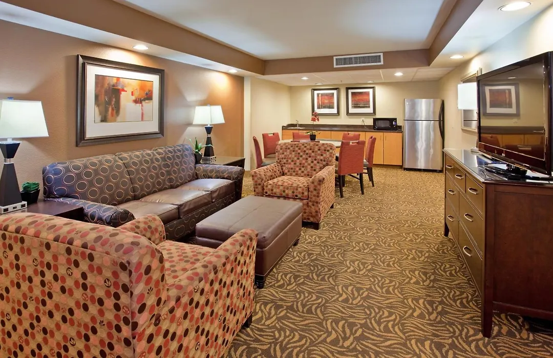 Holiday Inn Kearney By Ihg-1