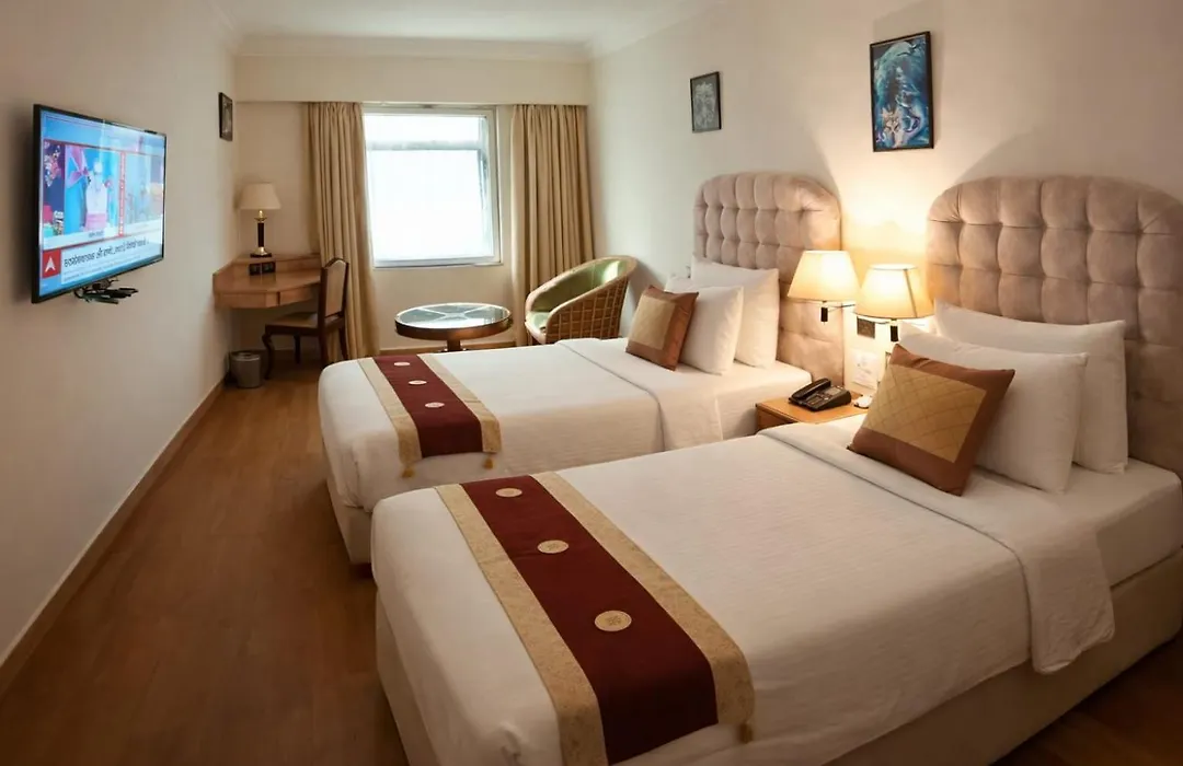 Hotel Saj Luciya-1