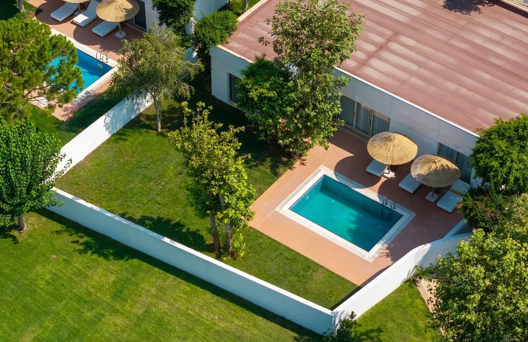 Fashiontv Luxe Resort-1
