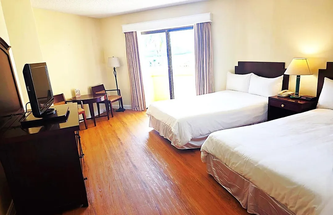 Holiday Resort & Spa Guam-1
