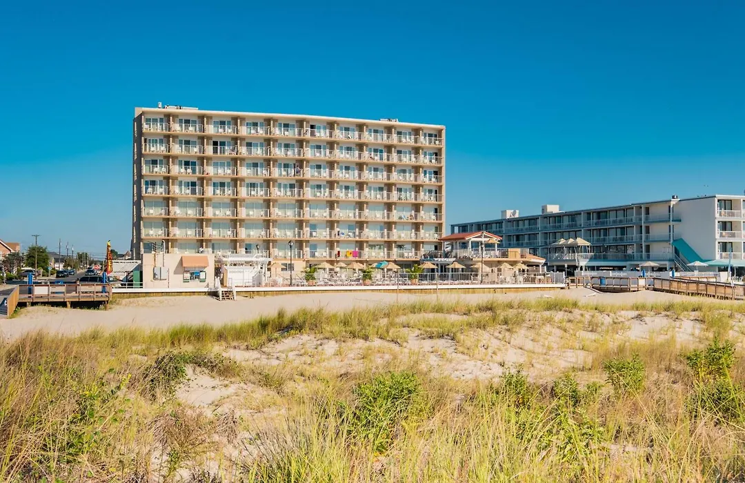 Reges Oceanfront Resort-1