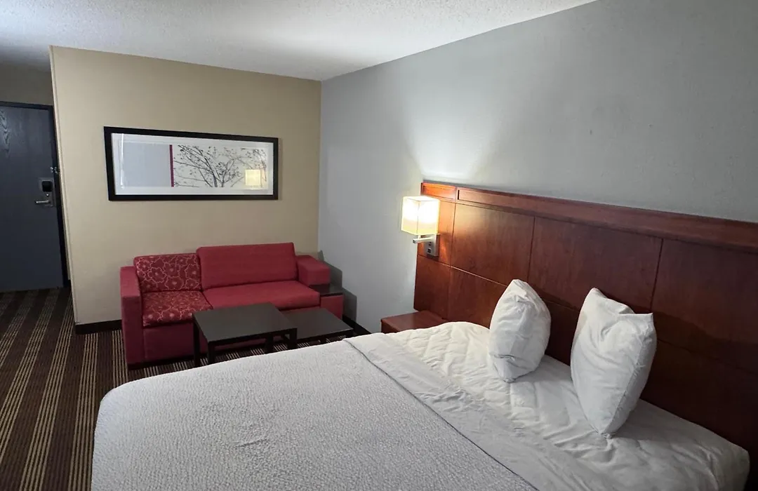 Americas Best Value Inn Fargo-1