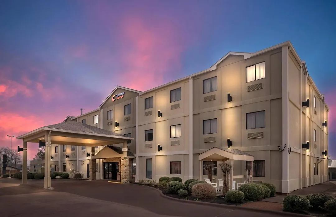 Comfort Suites Brenham-1