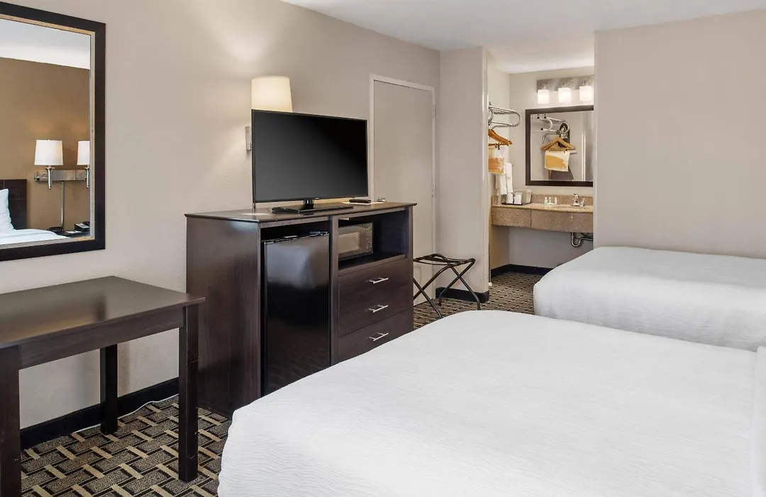 Quality Inn Kingsland-1