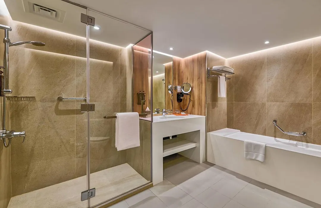 Ramada Hotel, Suites And Apartments By Wyndham Dubai Jbr-1