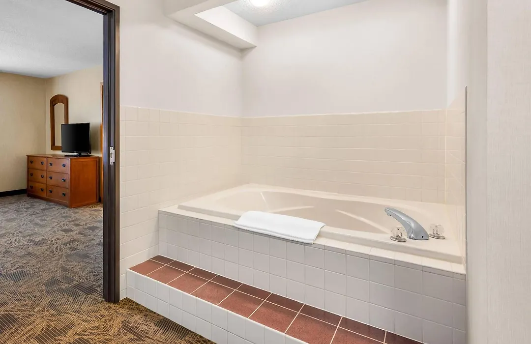 Quality Inn Ironwood-1