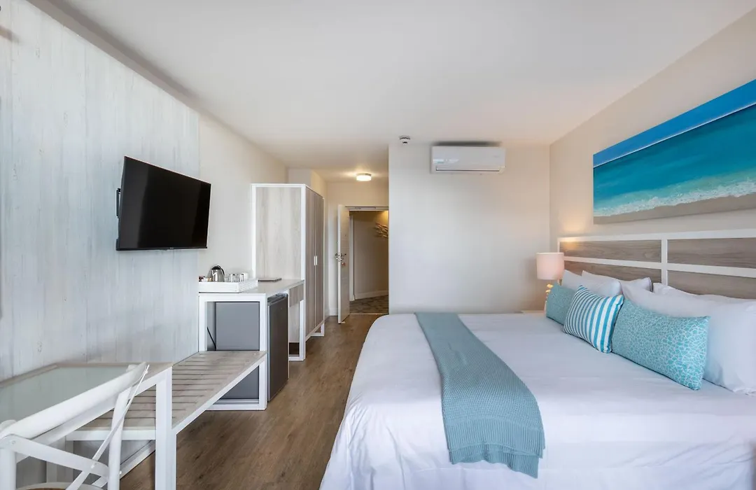 Bayview Hotel-1