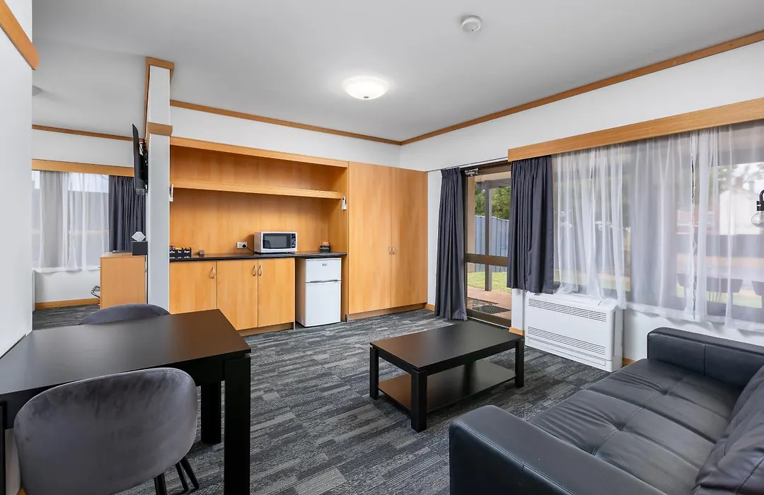 Banksia Motel-1