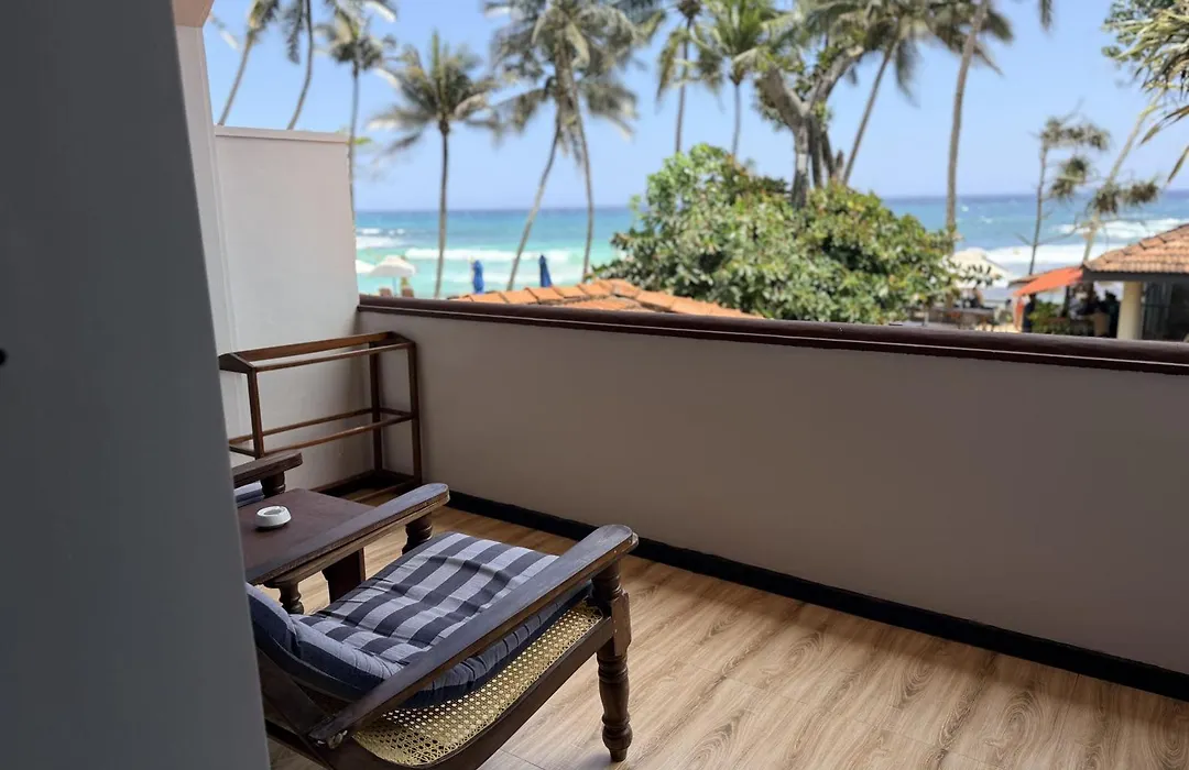Sri Gemunu Beach Resort-1