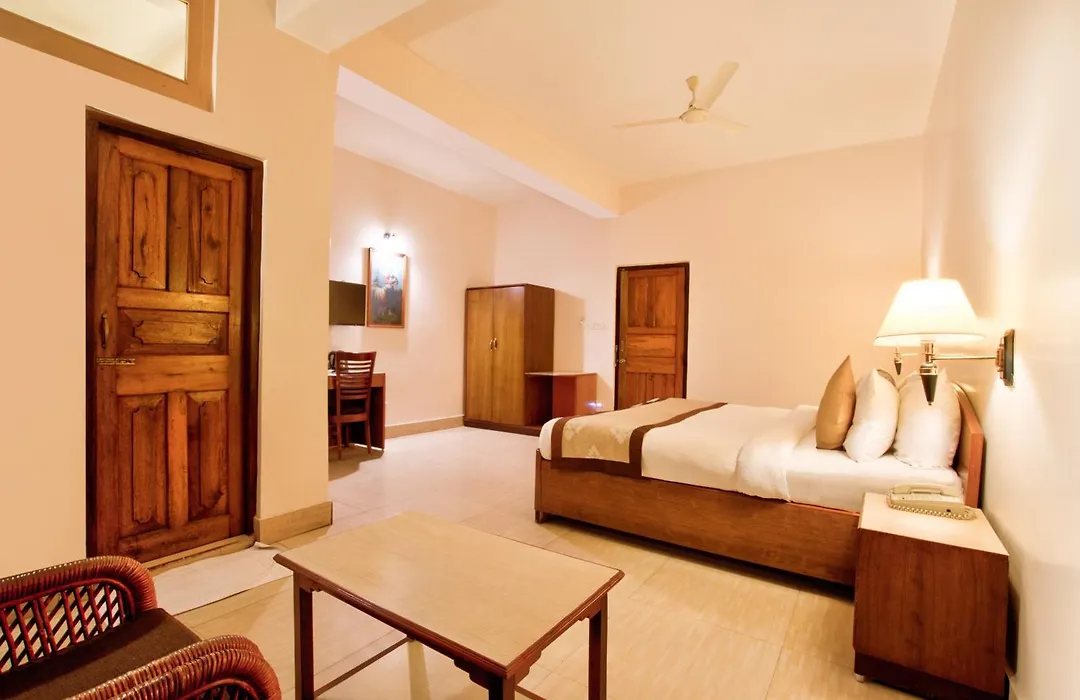 Summit Ttakshang Residency Hotel & Spa 2 Mins Walk To Mg Marg-1