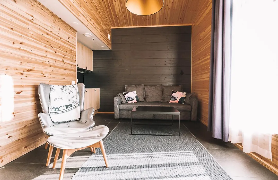 Star Arctic Hotel & Activities-1
