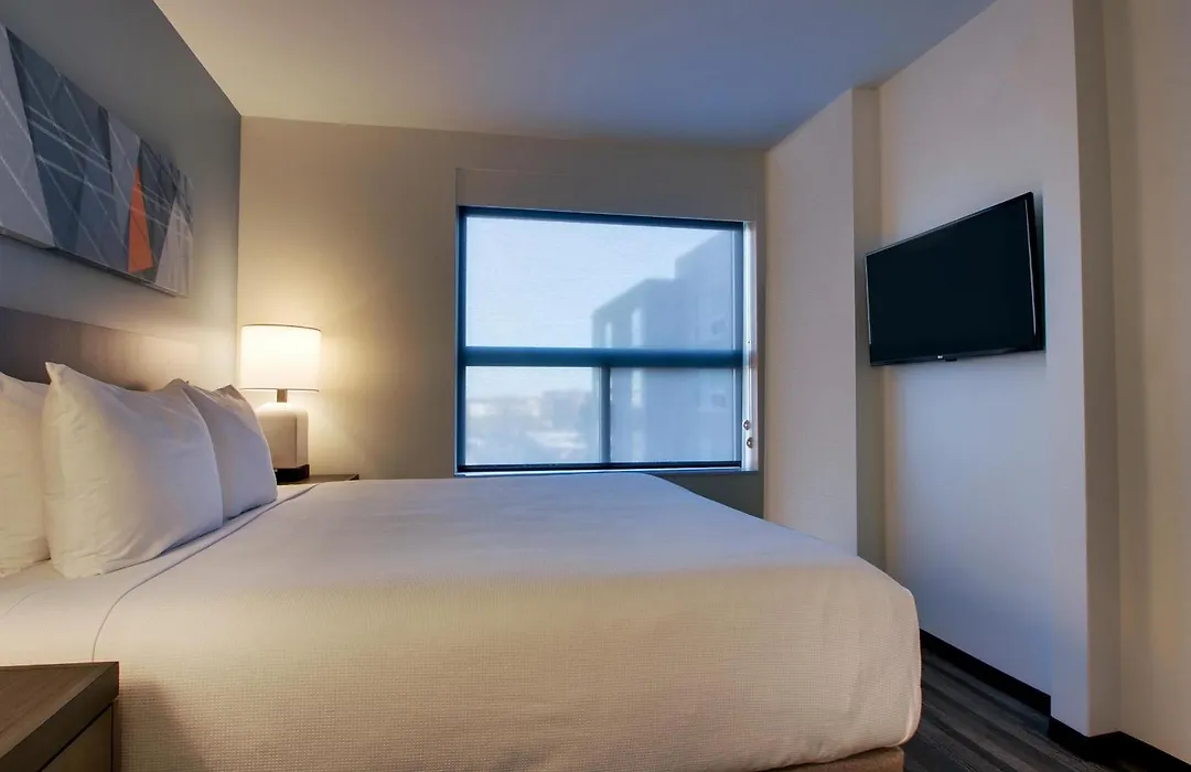 Hyatt House Oak Brook-1