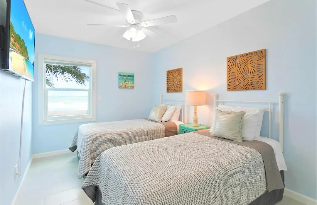 Cocoa Beach Club - Oceanfront Condos With Pool Next To Pier And Port Canaveral-1