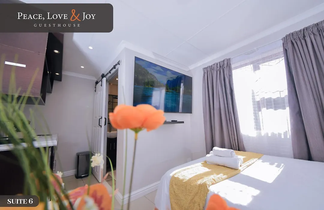 Peace Love And Joy Self Catering Units-1