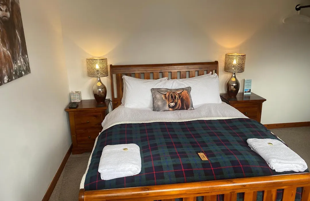 Lochview Guest House-1