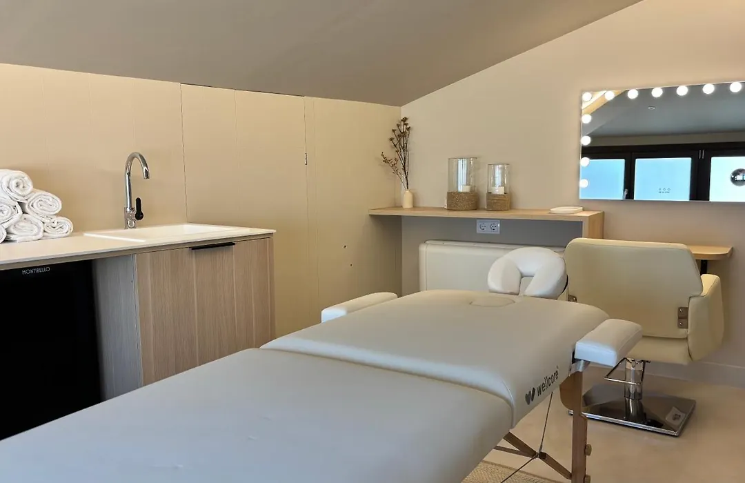 Les Clarisses Boutique Hotel-1