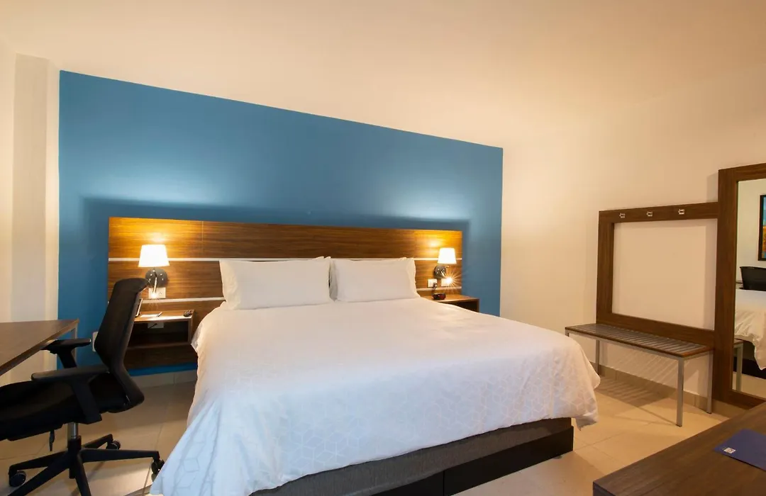 Holiday Inn Express Merida Centro By Ihg-1
