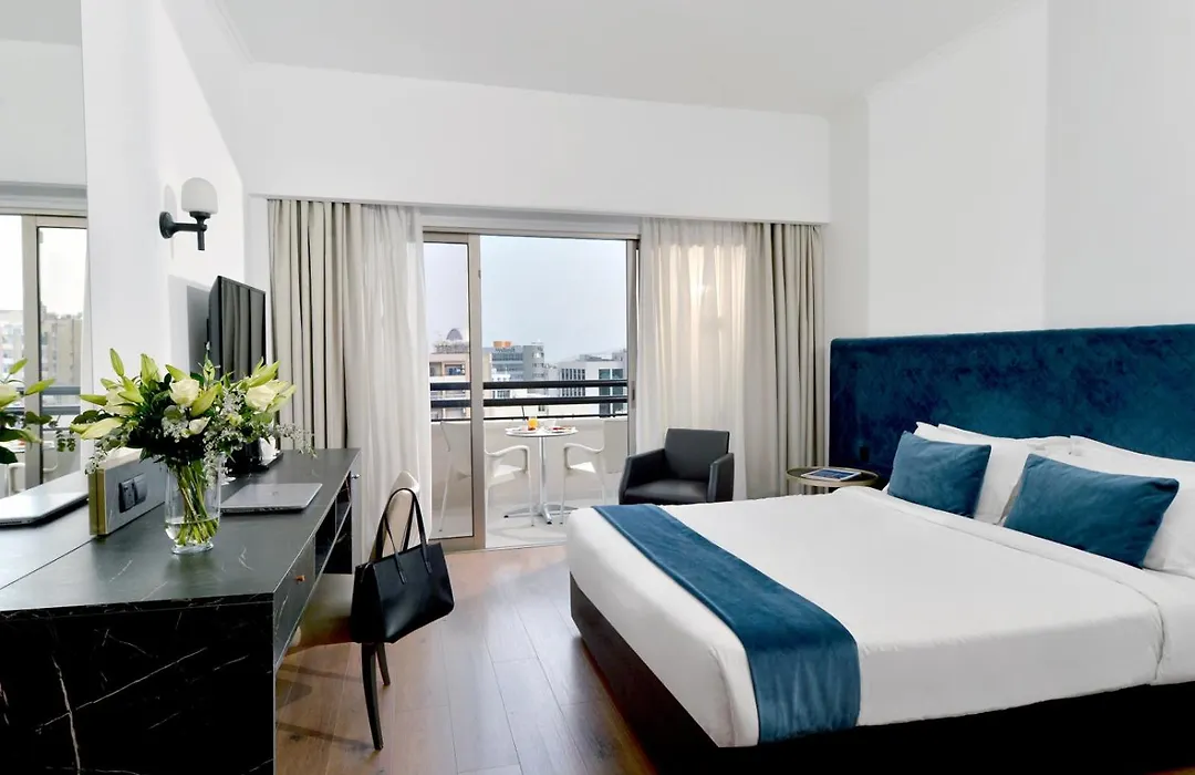 Ajax Hotel-1