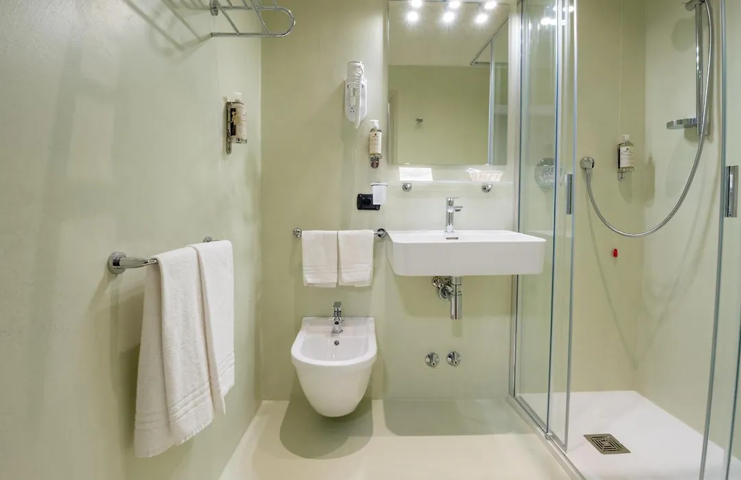 Hotel Centrale-1