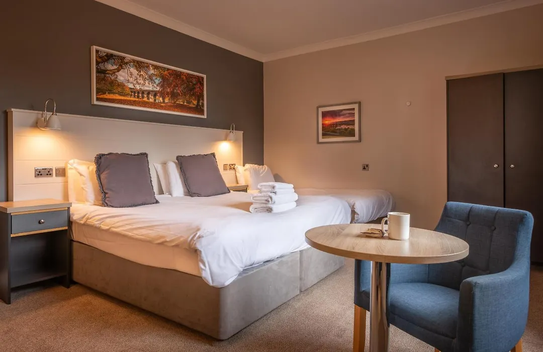 George Hotel-1