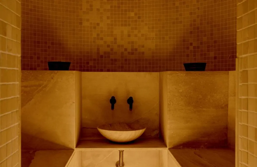Boutique Hotel Bristol-1