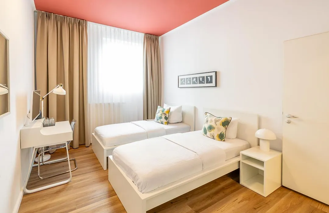 Midi Inn Parkhotel Mitte-1