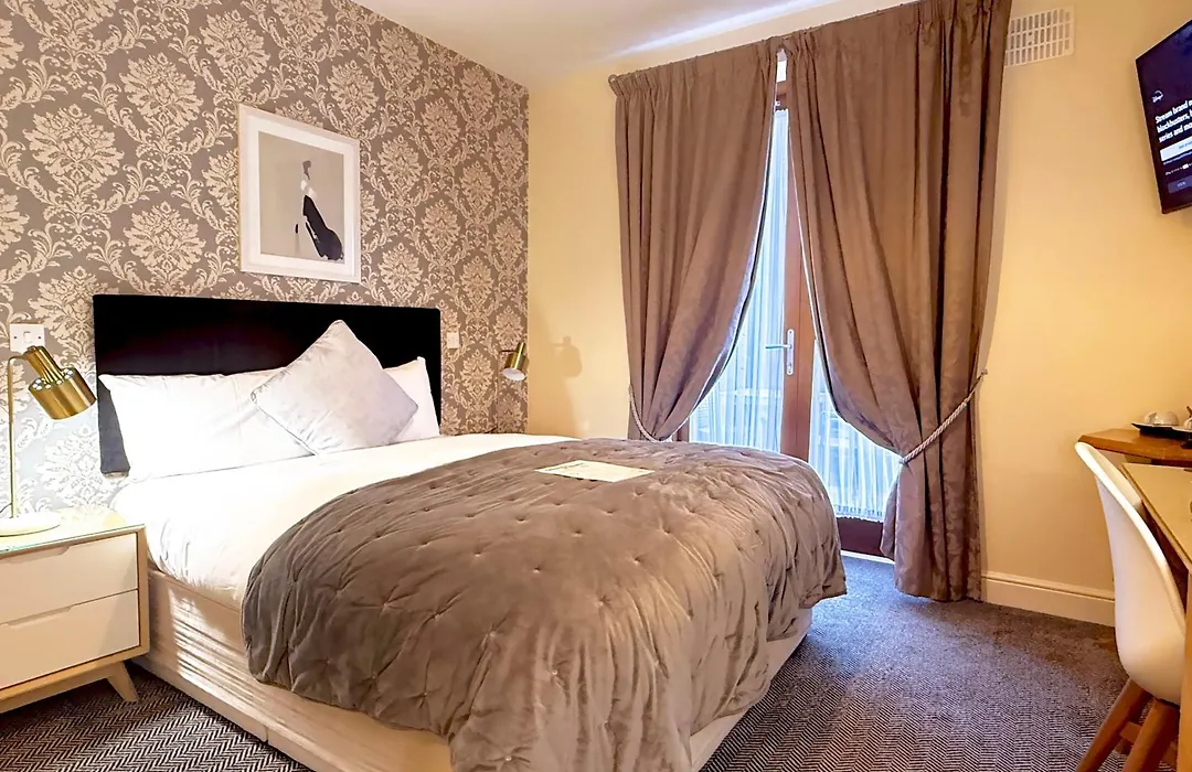 Baggot Court Townhouse-1