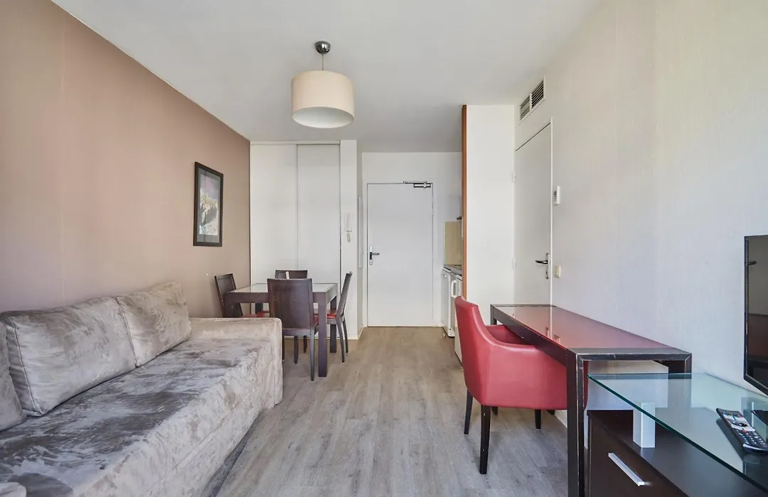 Appart'Hotel Odalys City - Antibes Olympe-1