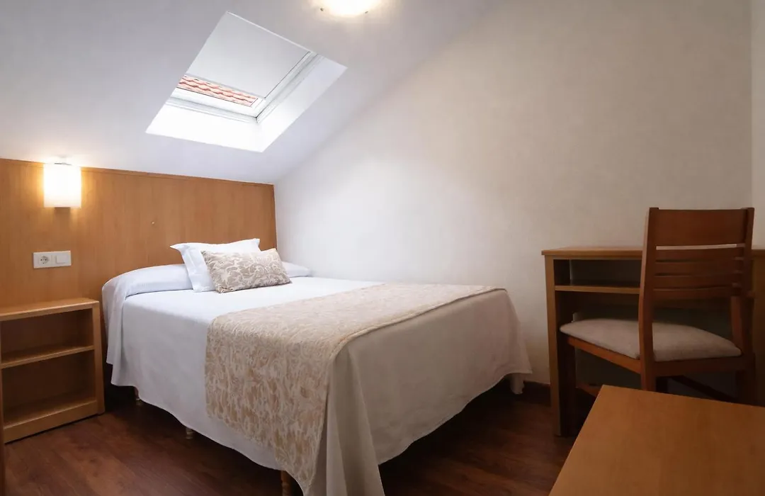 Hostal Anosa Casa-1