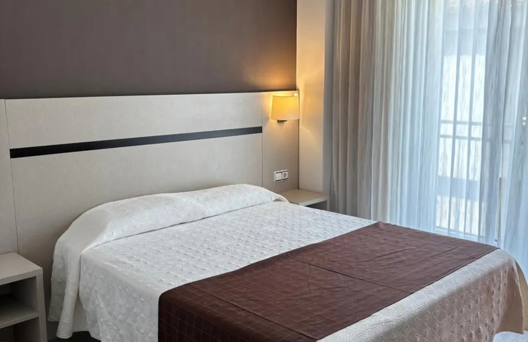 Hotel Costa Brava-1