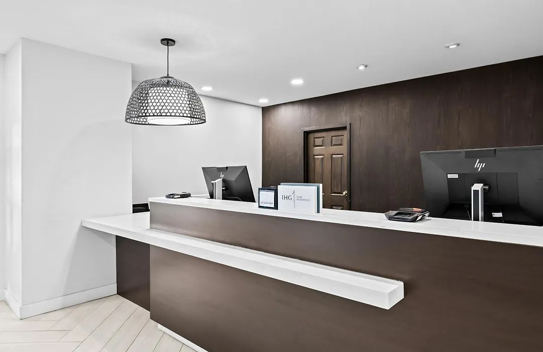 Staybridge Suites - Calgary Airport By Ihg-1