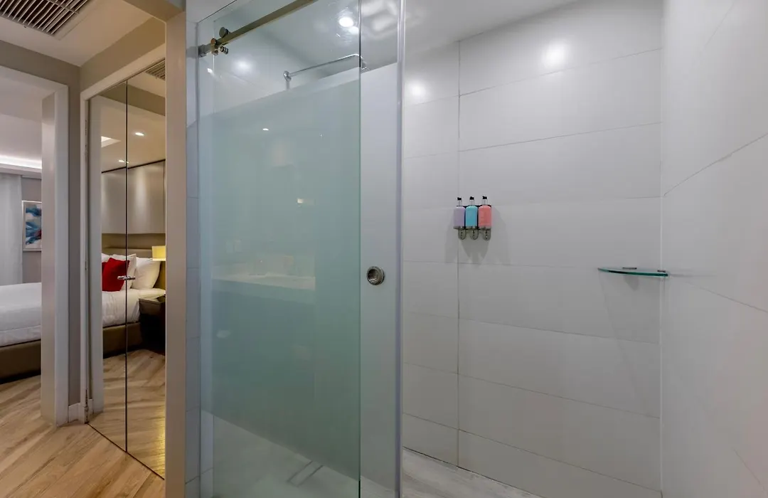 Isaaya Hotel Boutique By Wtc-1
