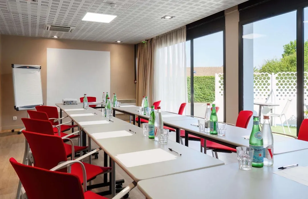 Ibis Cergy Pontoise Le Port-1