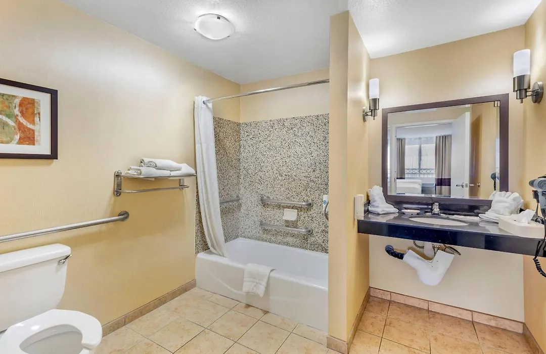 Comfort Suites Blythe-1