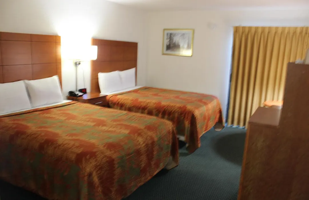 Miners Inn-1