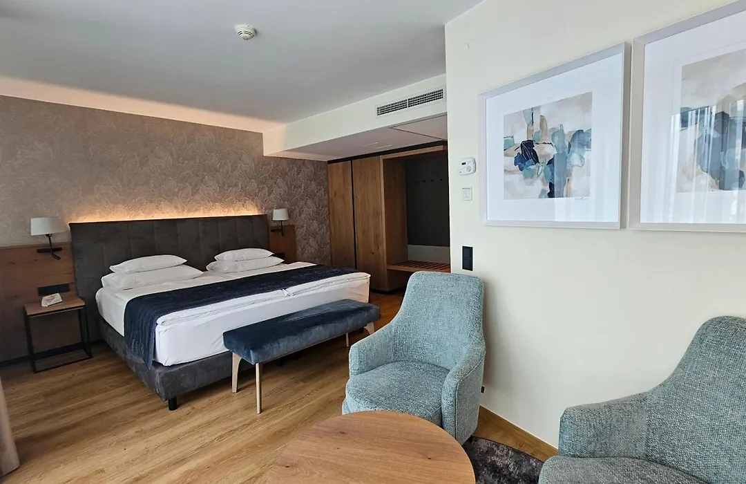 Rogner Hotel Tirana-1