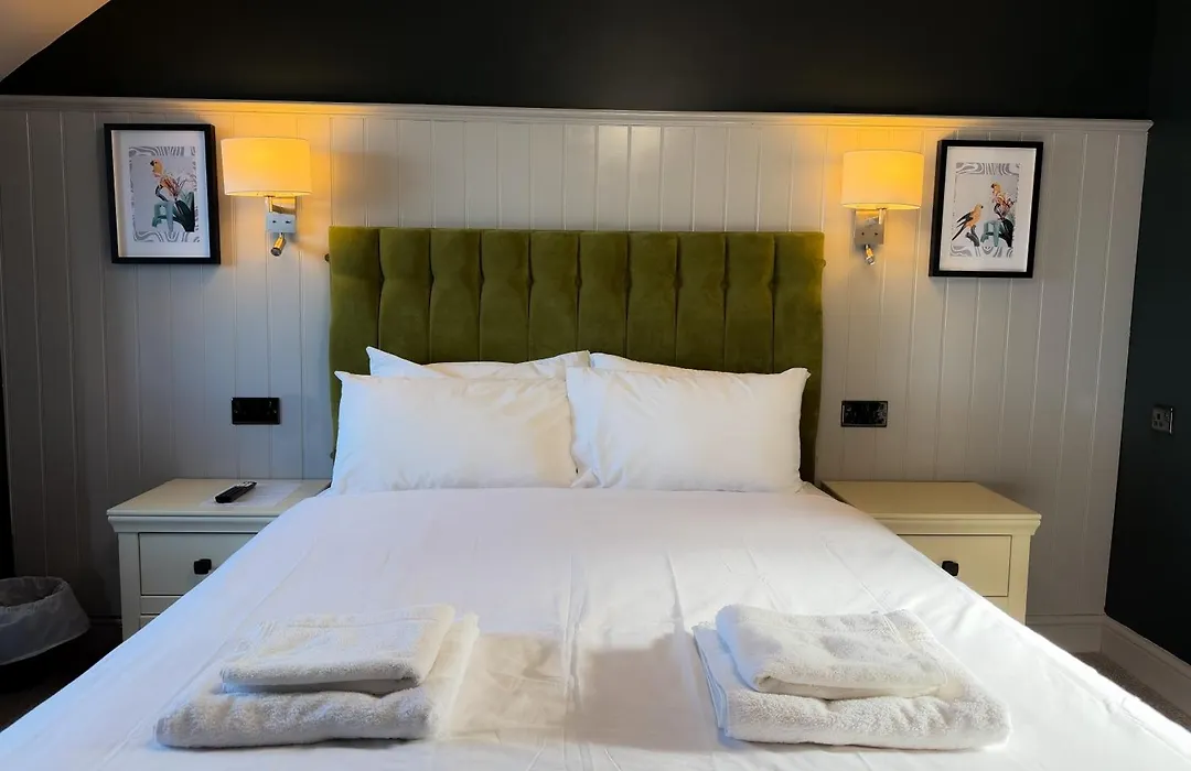 Nomi Rooms & Restaurant-1