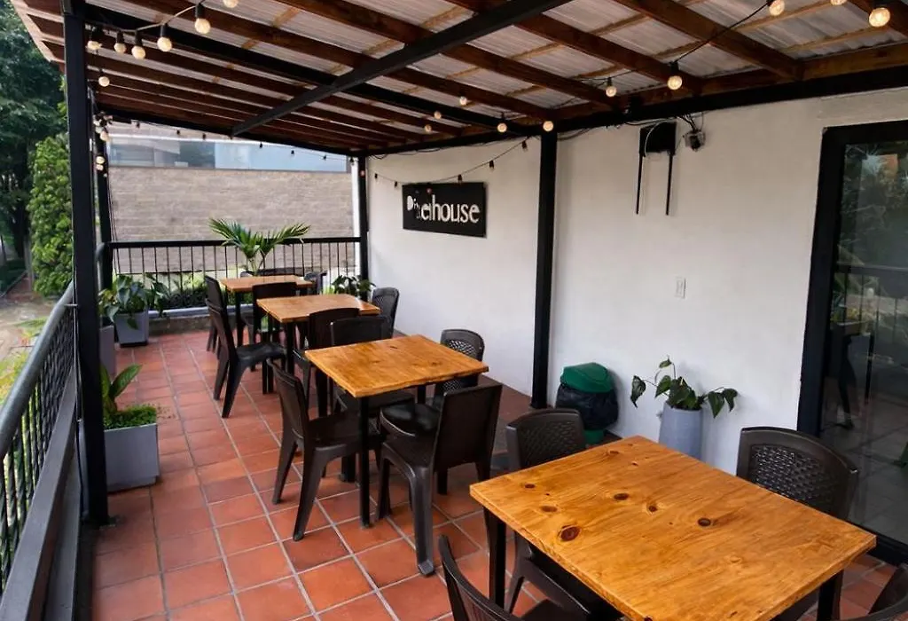 Pixel House Hotel (Adults Only)-1