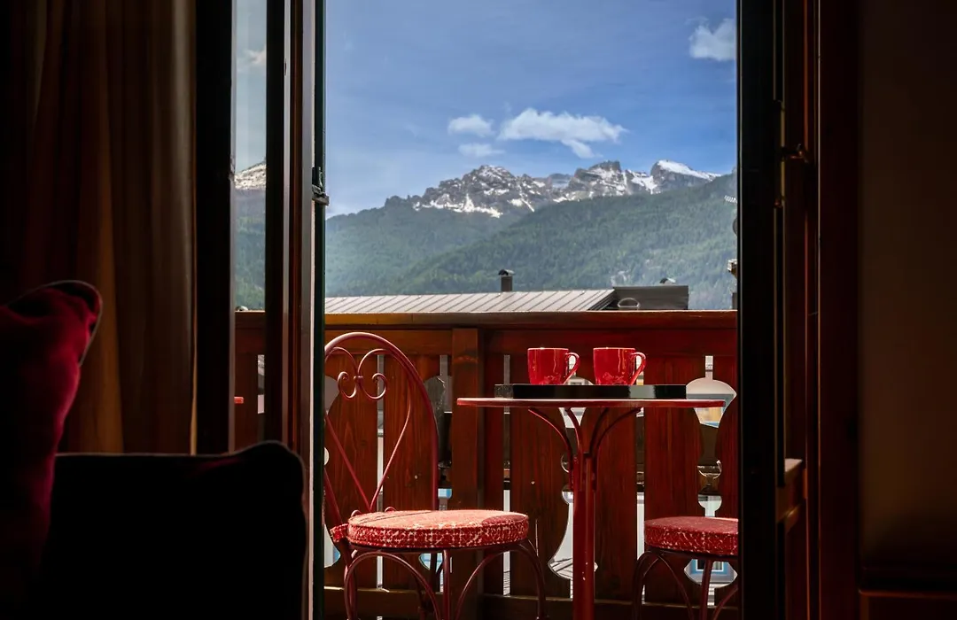 Ambra Cortina Luxury&Fashion Hotel-1