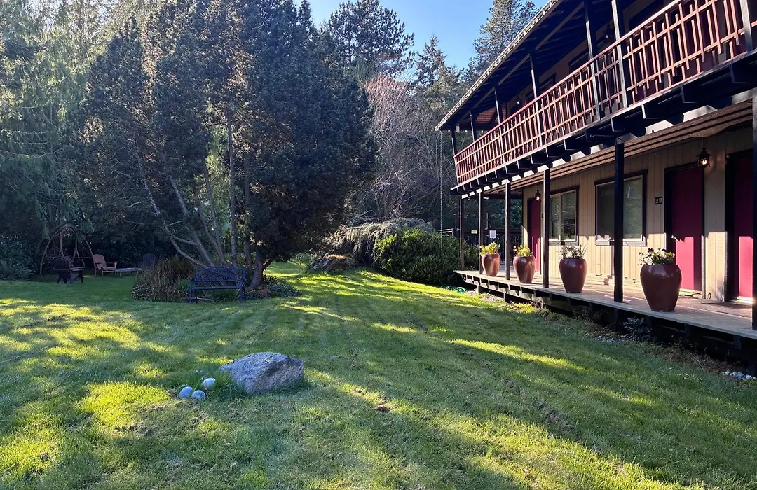 Discovery Inn-1